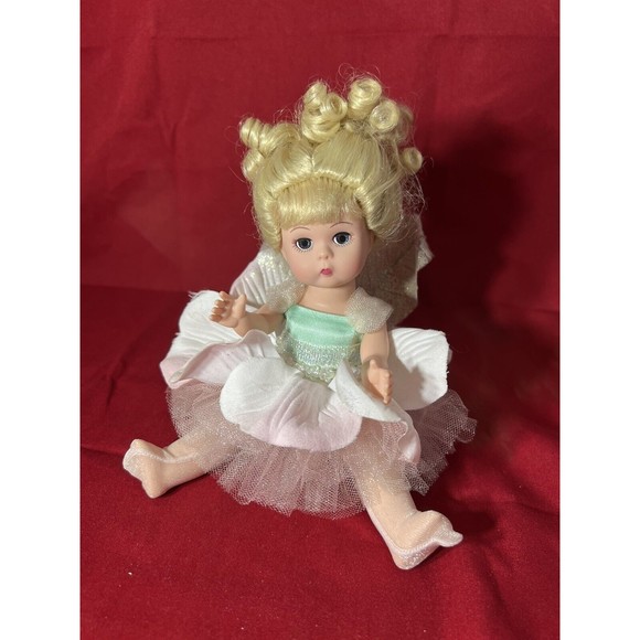 Madame‎ Alexander 8" Wendy Pink Petals Fairy -# 33430 - Picture 1 of 3